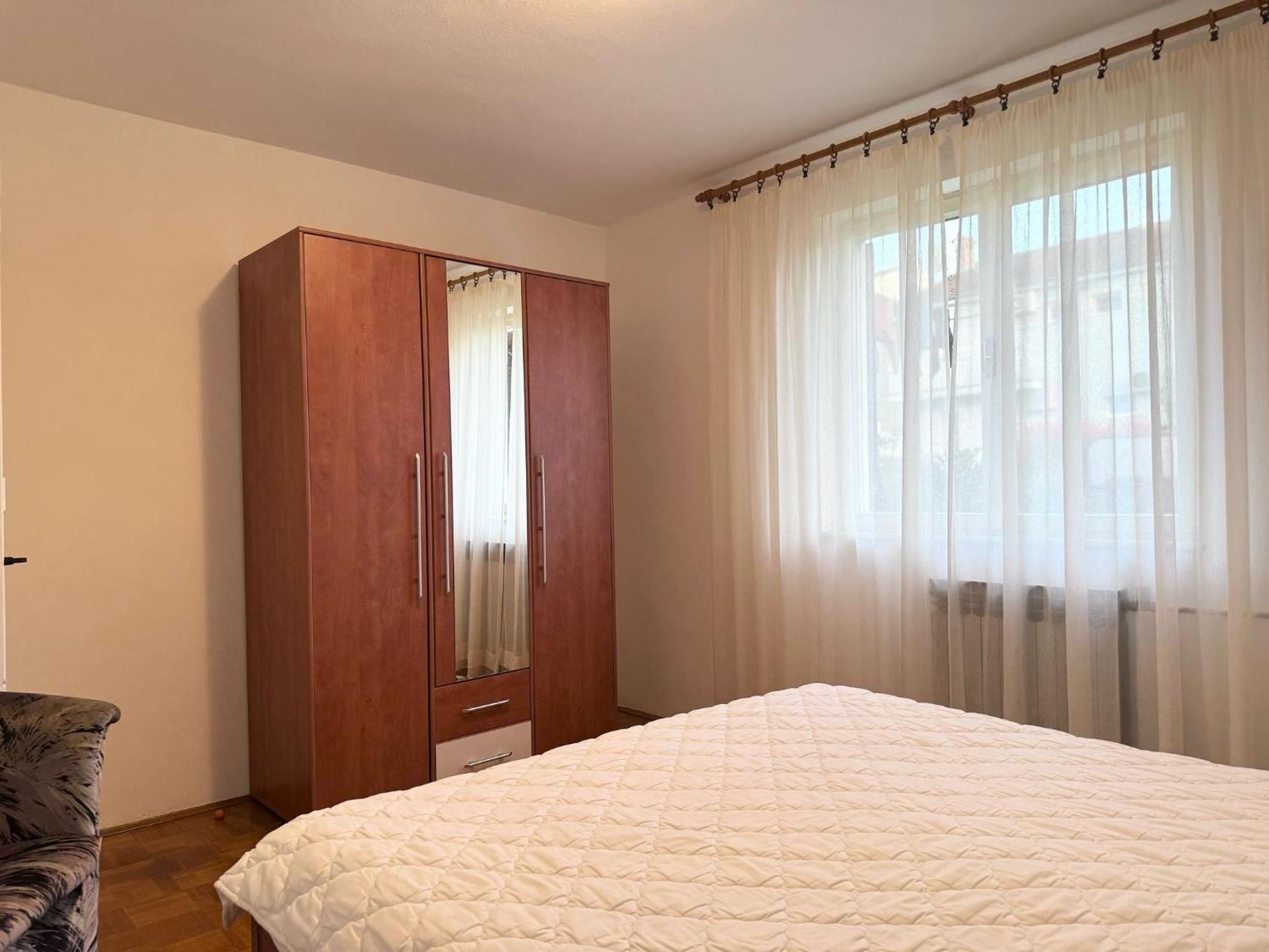Apartments Nives โปเรช ภายนอก รูปภาพ